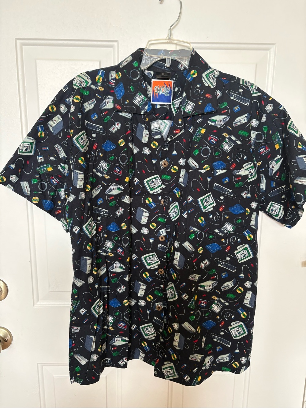 Retro Electronics Print Short-Sleeve Button-Down Shirt - Black